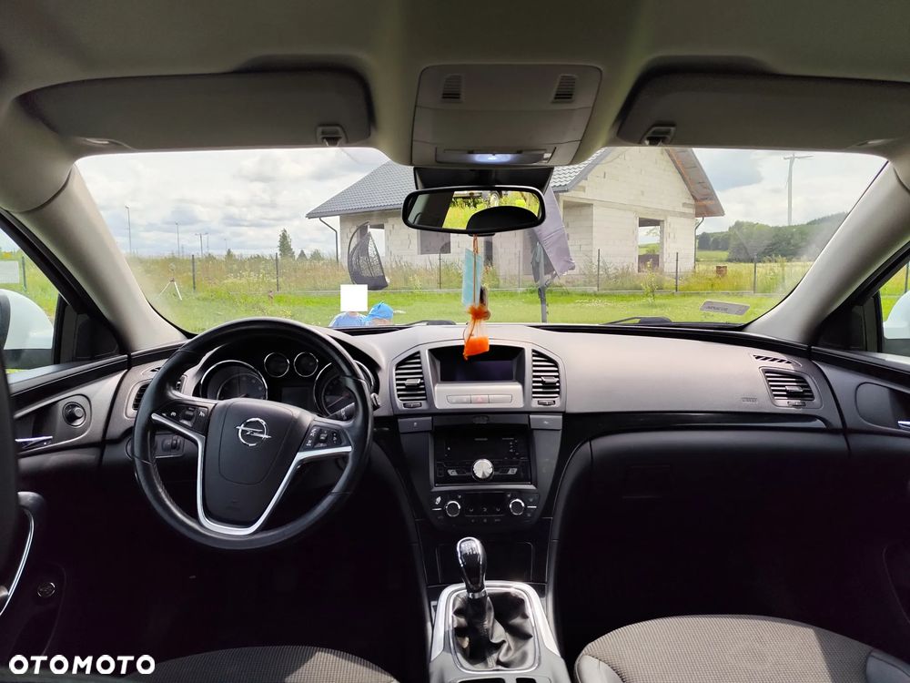 Opel Insignia 2.0 Turbo - 8