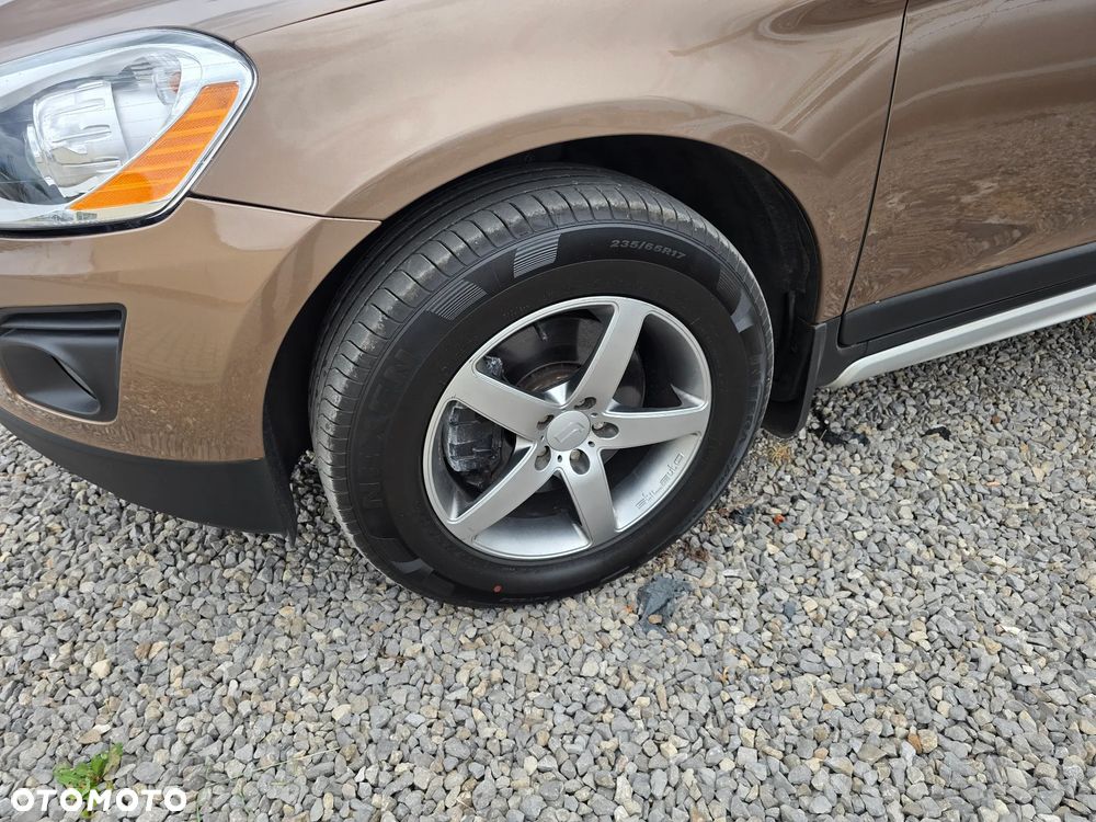 Volvo XC 60 2.4D Kinetic - 13