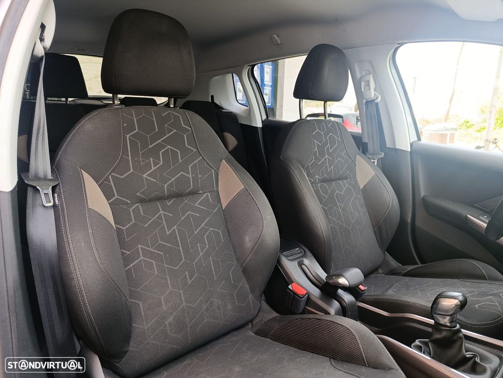 Peugeot 2008 1.2 PureTech Style - 18