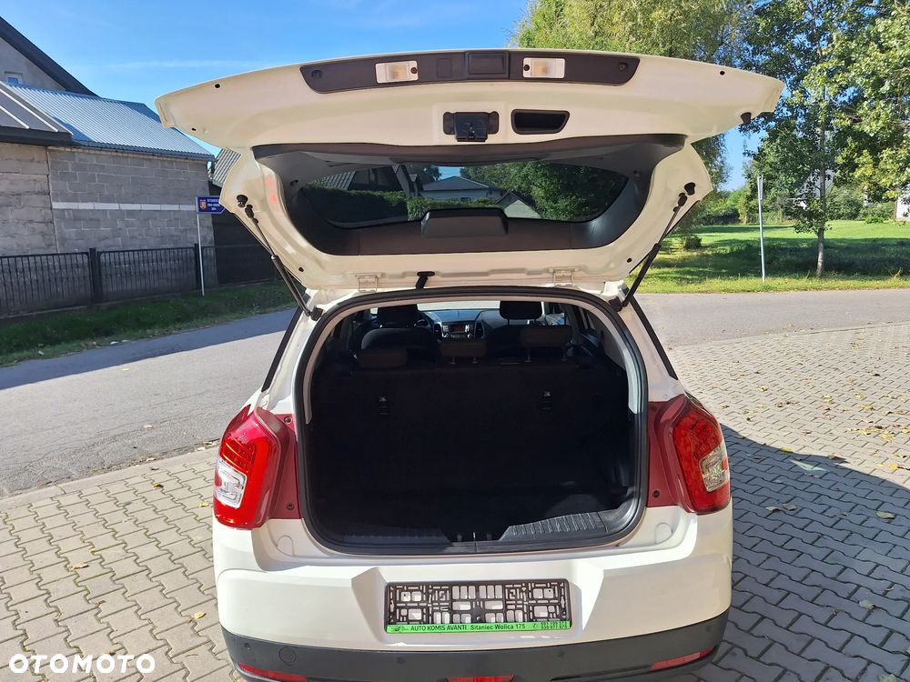 SsangYong/KGM XLV - 15