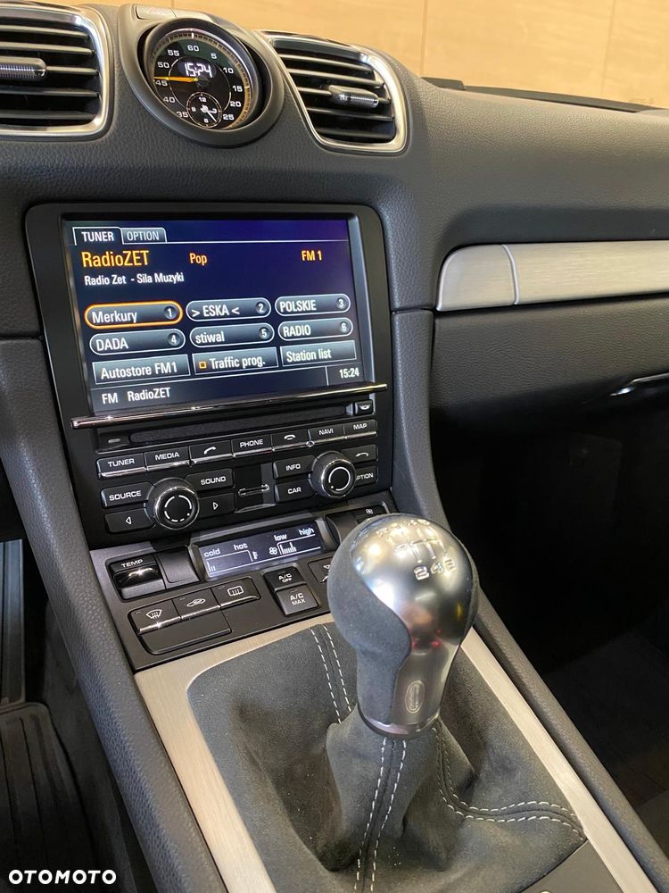 Porsche Cayman GT4 - 14