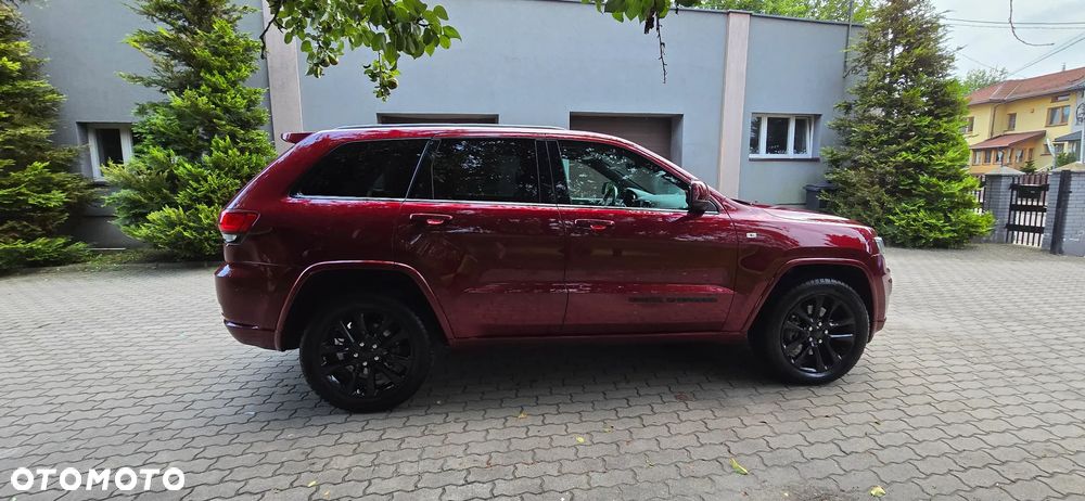 Jeep Grand Cherokee - 8