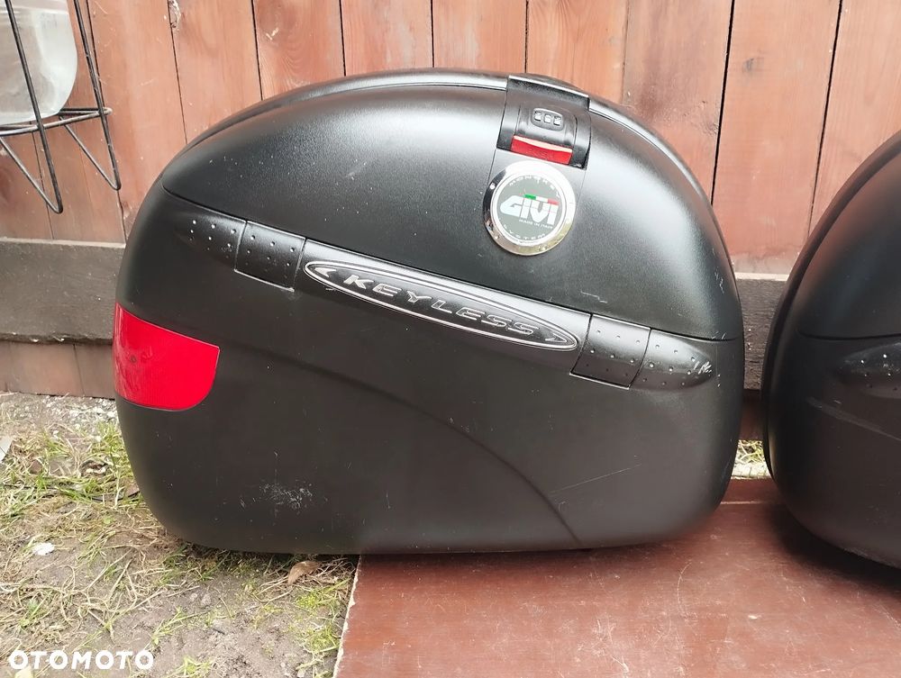 kufry boczne GIVI Keyless E41 Monokey Honda Yamaha Suzuki Kawasaki - 2