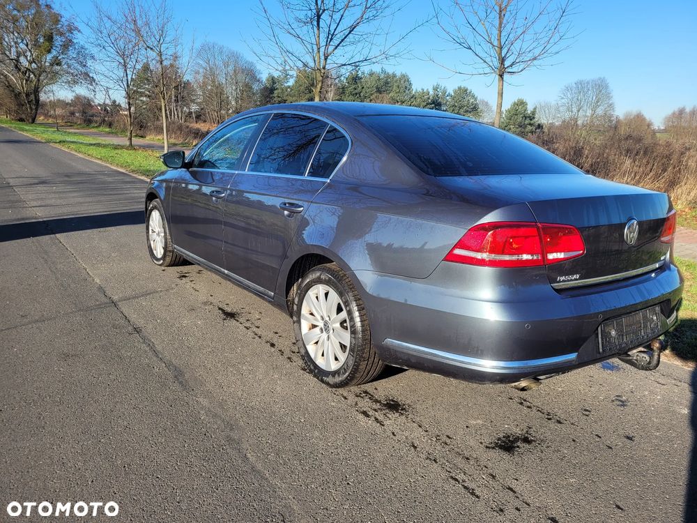 Volkswagen Passat - 3