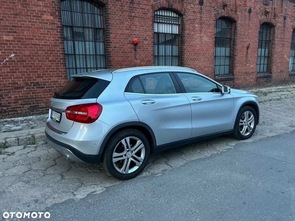 Mercedes-Benz GLA 220 CDI - 12