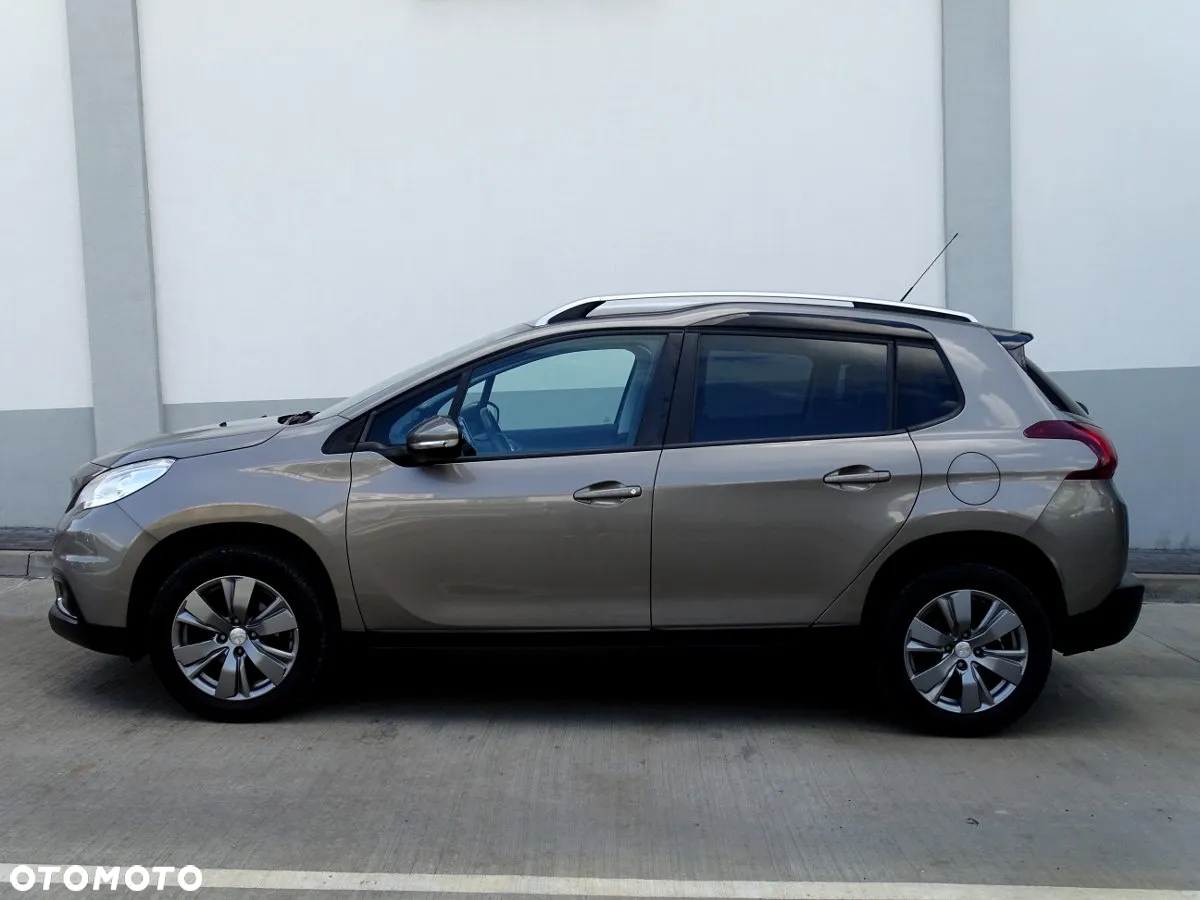 Peugeot 2008 1.6 BlueHDi Style - 4