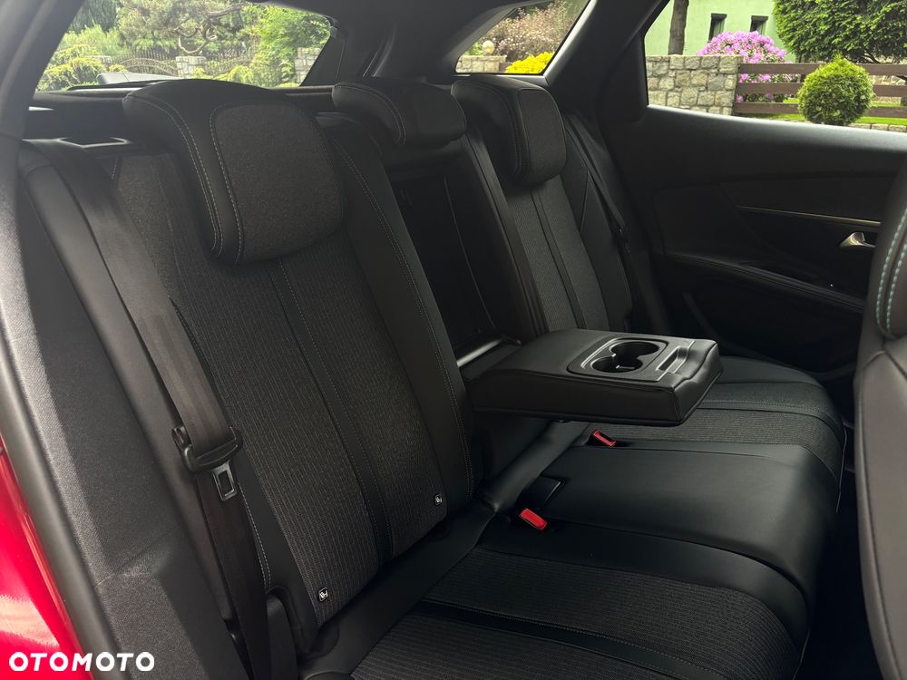 Peugeot 3008 BlueHDi 130 Stop & Start EAT8 Allure Pack - 23