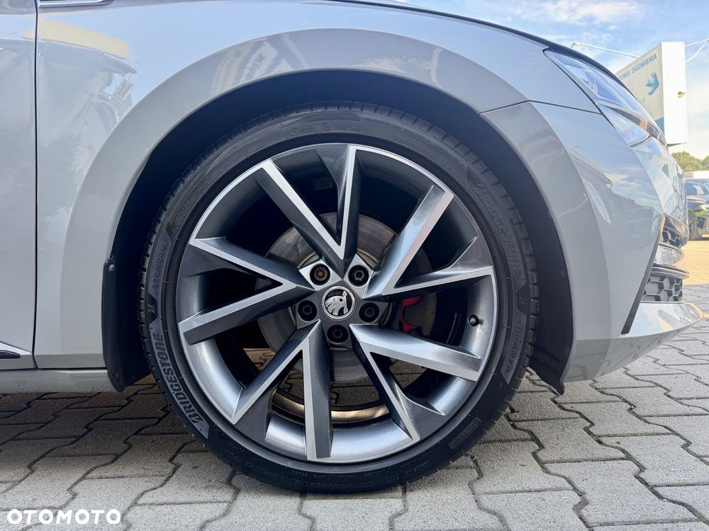 Skoda Superb 2.0 TDI 4x4 DSG Sportline - 39
