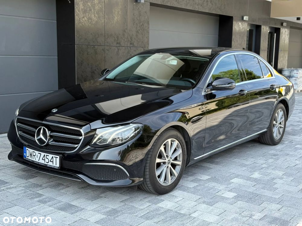 Mercedes-Benz Klasa E 200 d Business Edition 9G-TRONIC - 1