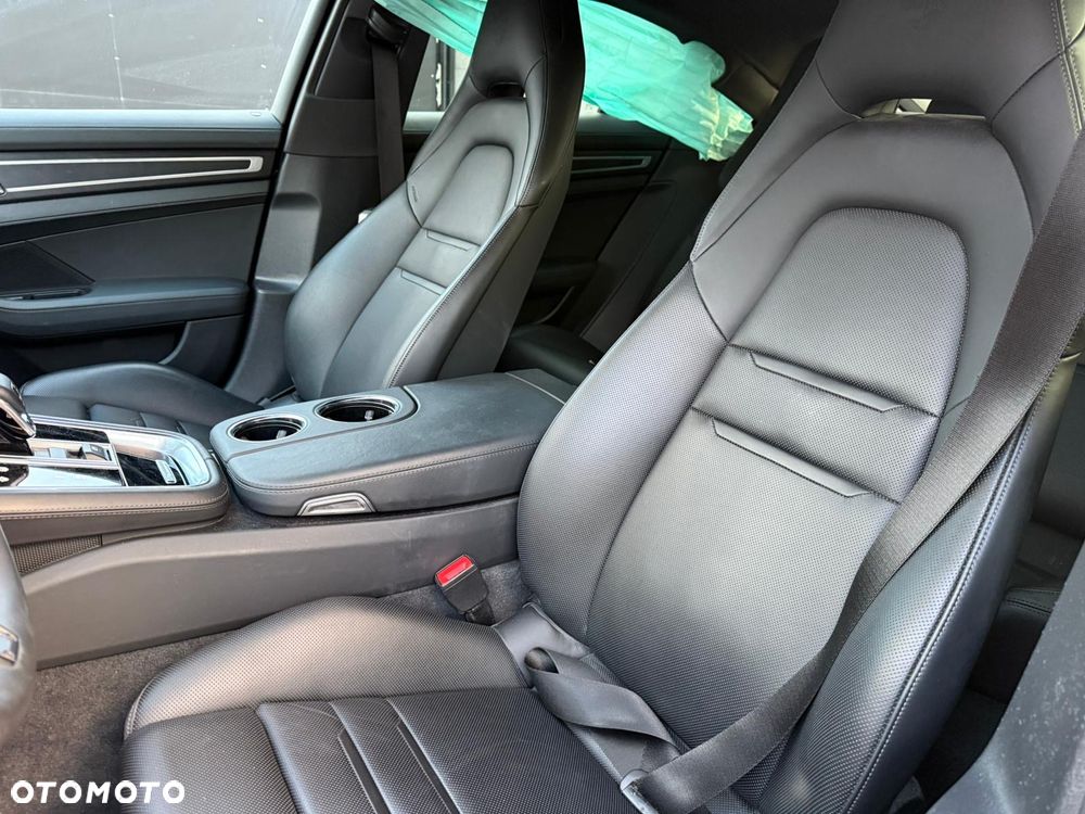 Porsche Panamera - 20