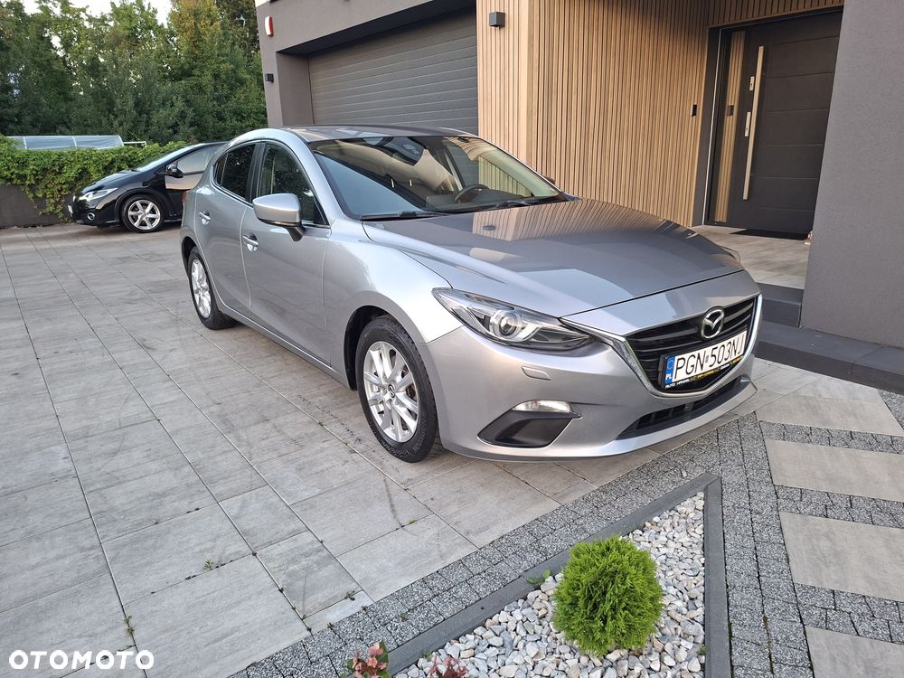 Mazda 3 - 4