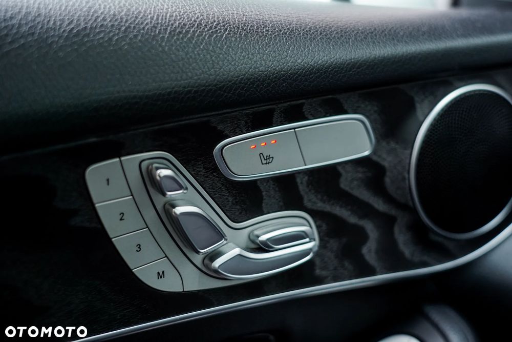 Mercedes-Benz GLC 300 4-Matic - 15