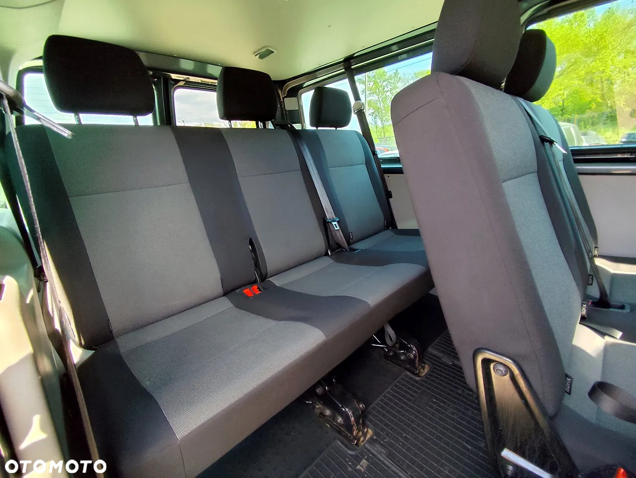 Volkswagen Transporter TDI Lang DSG 4MOTION Plus - 10
