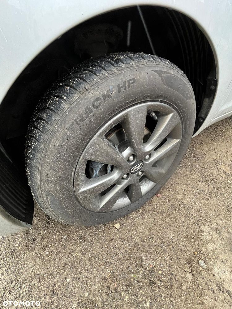 Hyundai i20 - 3