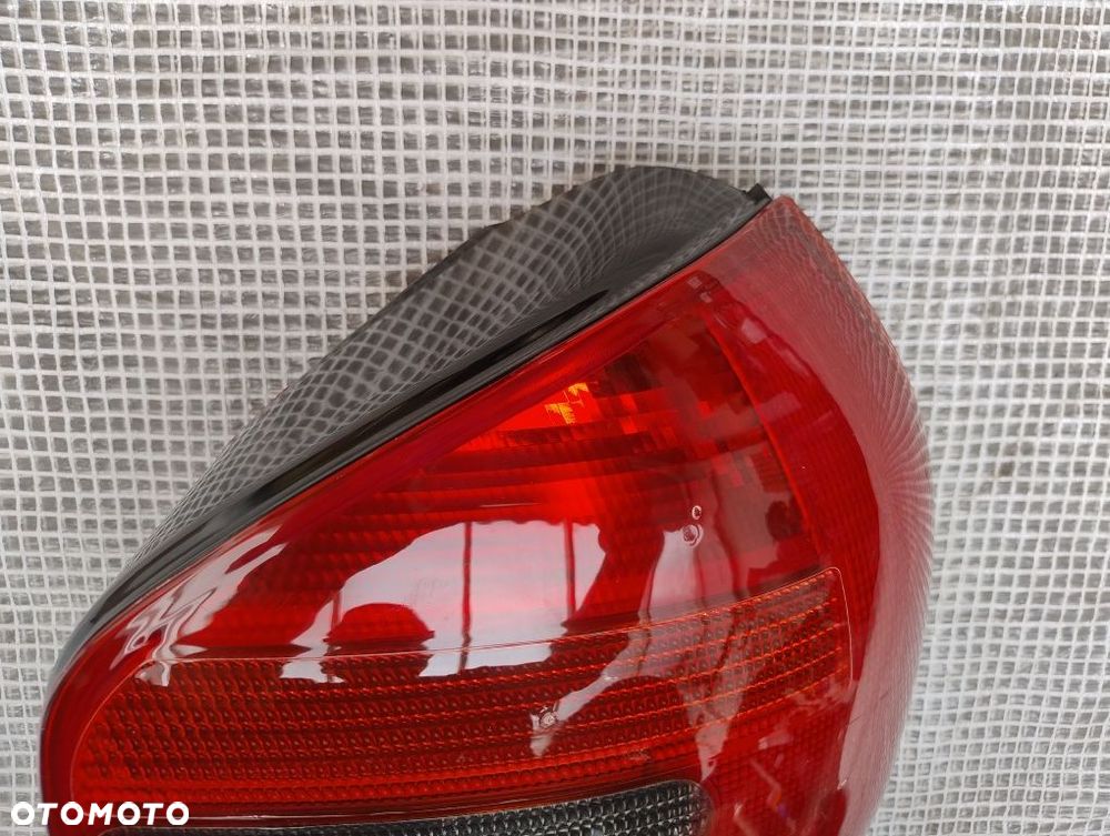 Audi a3 8L lampa prawa tył hatchback HB wysyłka OLX z wkładem  lampy - 5