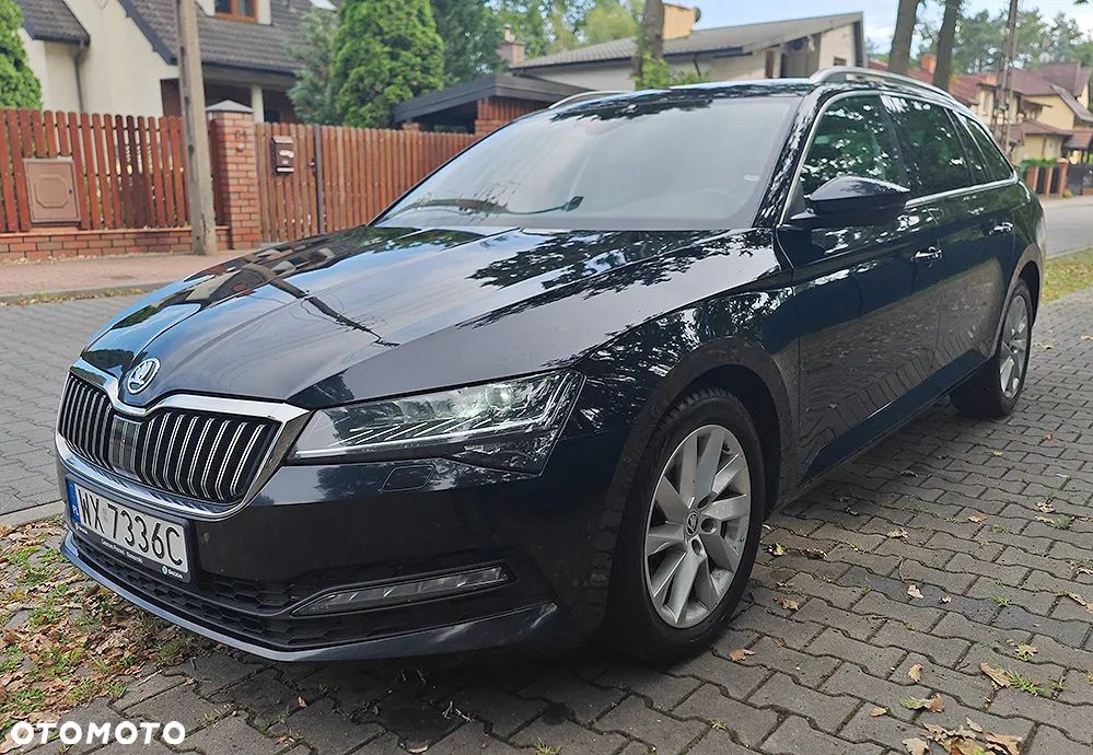 Skoda Superb 2.0 TDI SCR Style DSG - 32