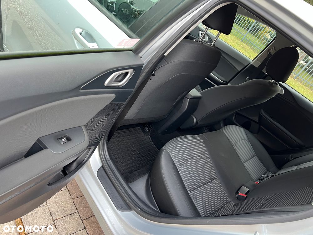 Kia Ceed - 7
