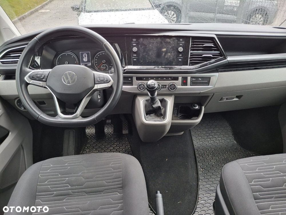 Volkswagen Caravelle CARAVELLE 3.400 COMFORTLINE 2.0 TDI 110 kW 6-G (SHJTF1) - 3