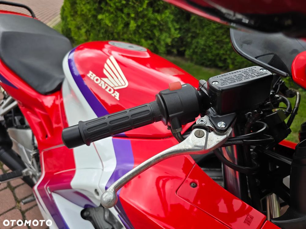 Honda CBR - 21