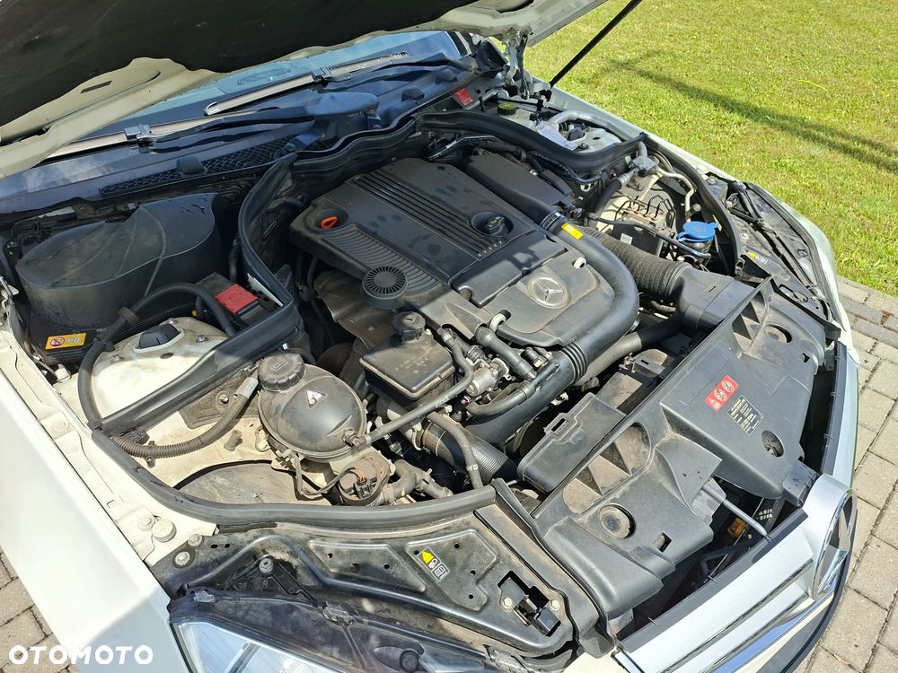 Mercedes-Benz Klasa E - 26