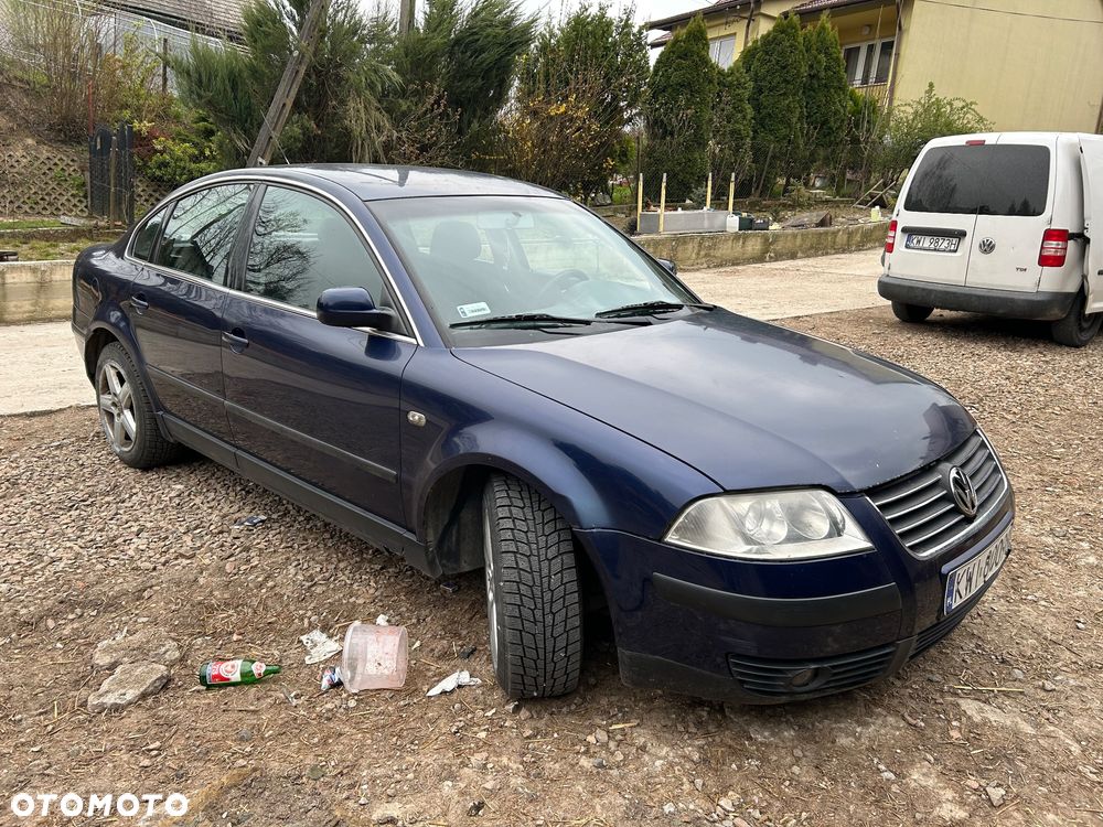 Volkswagen Passat 1.9 TDI Basis - 2
