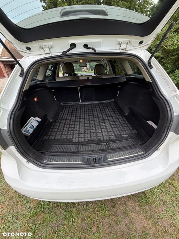 Toyota Avensis 1.8 Premium EU5 MS - 6