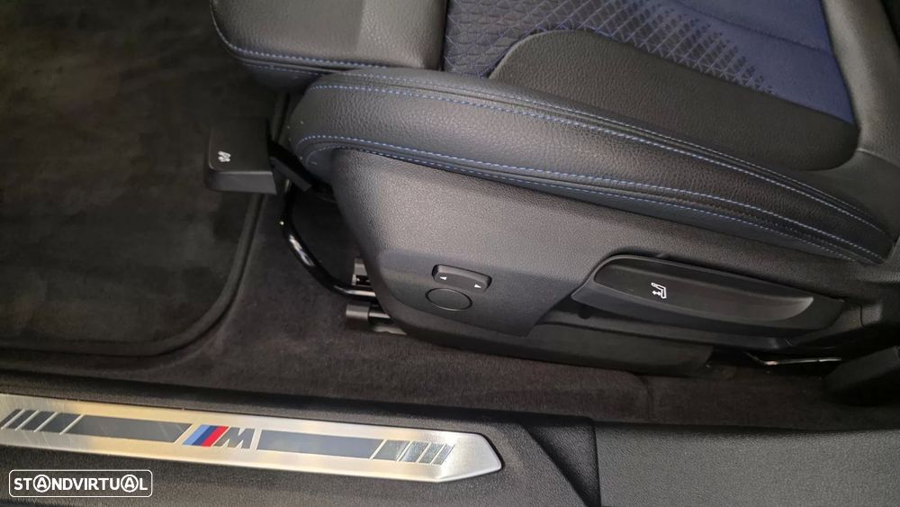 BMW 116 d Pack Desportivo M - 39