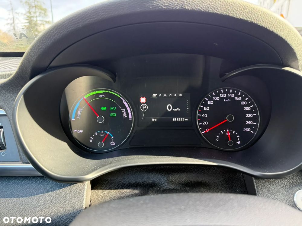 Kia Optima Plug-in Hybrid - 25