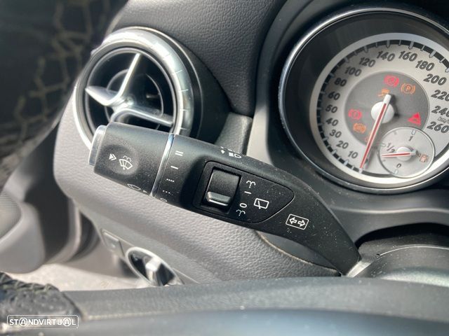 Mercedes-Benz CLA 180 d Peak Edition - 16