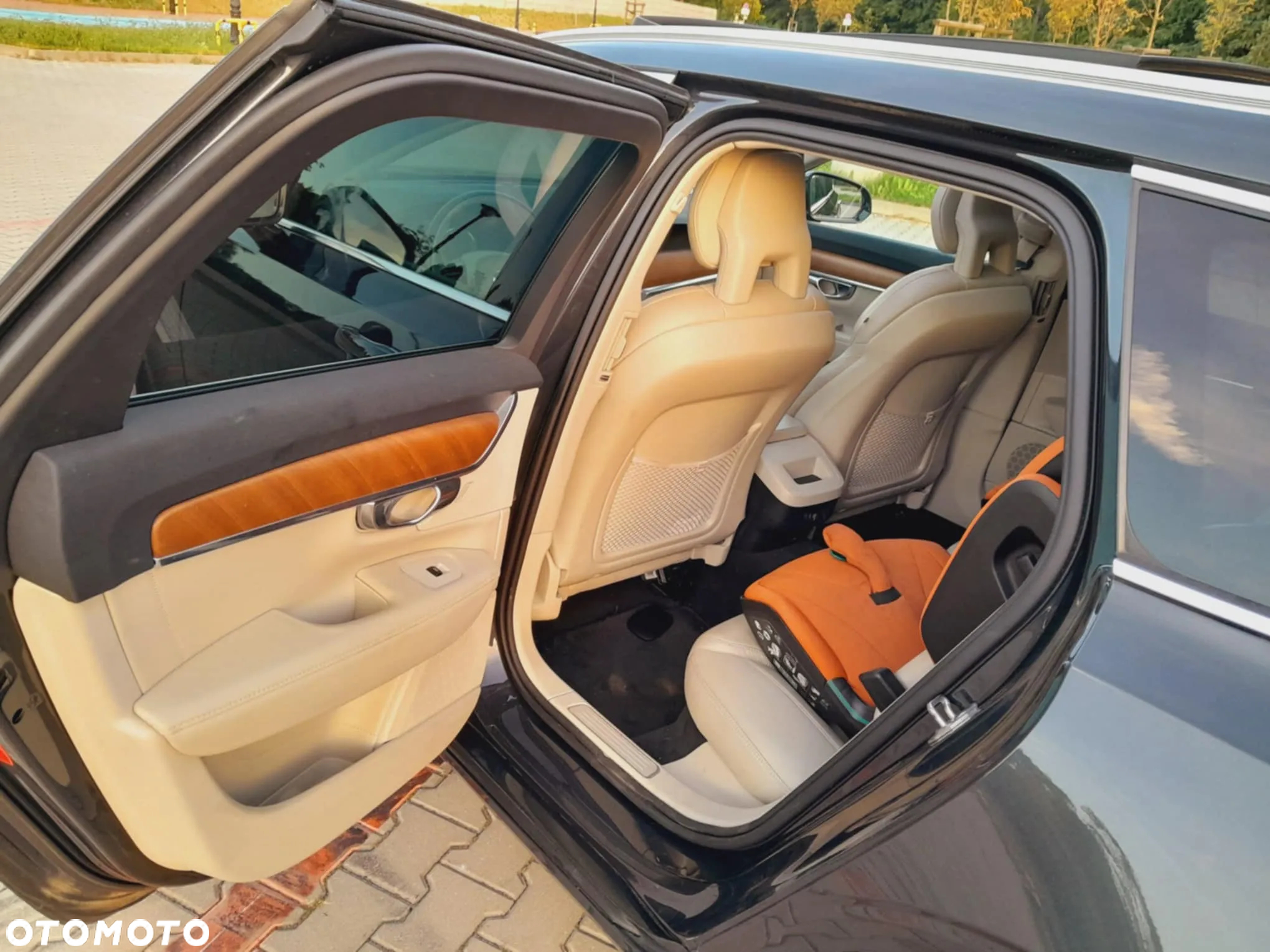 Volvo V90 D4 AWD Geartronic Inscription - 12