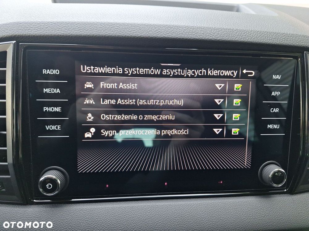 Skoda Karoq 1.5 TSI ACT Selection DSG - 30