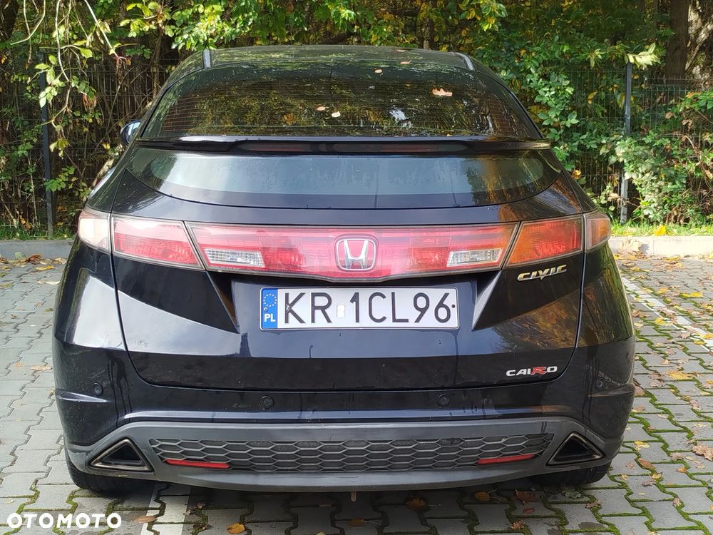 Honda Civic 1.8 Executive - 3