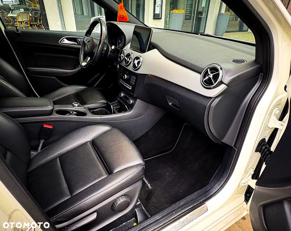 Mercedes-Benz Klasa B 250 4-Matic - 7