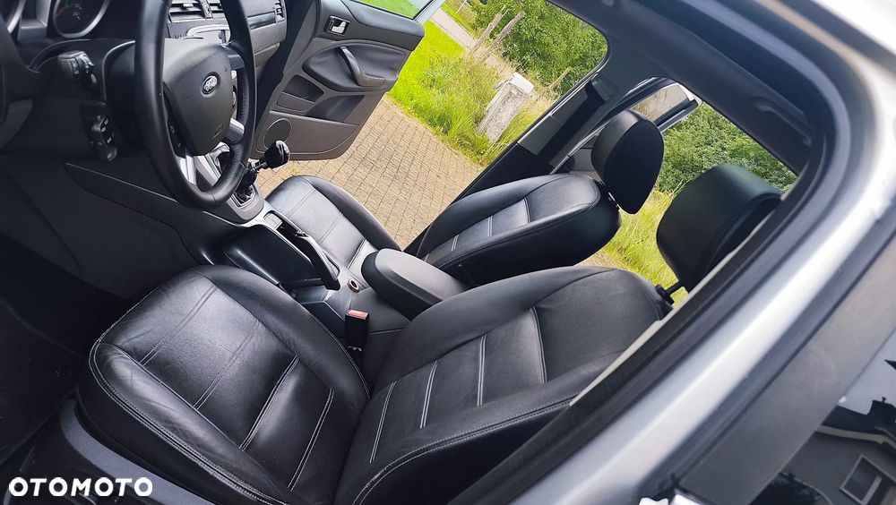Ford Kuga 2.0 TDCi 4x4 Titanium - 7