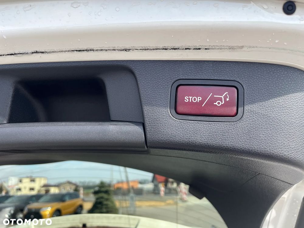 Mercedes-Benz GLA 200 7G-DCT AMG Line - 9