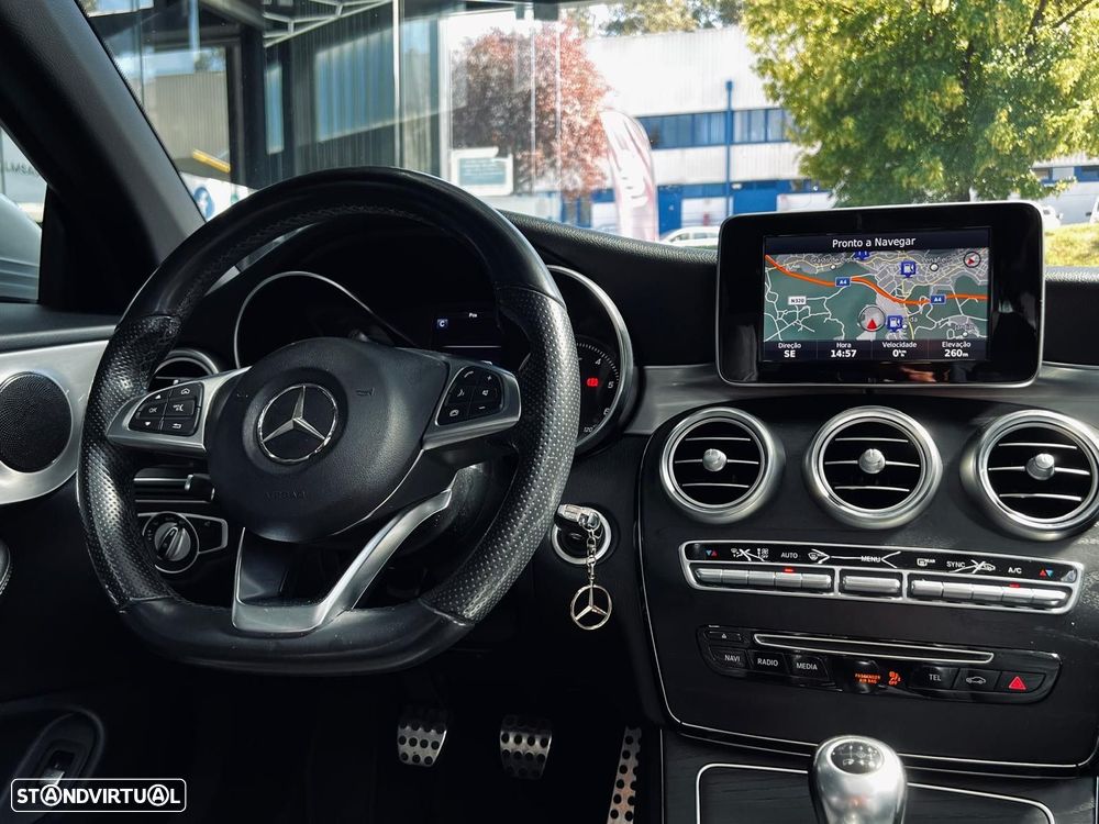 Mercedes-Benz C 220 d Cabrio AMG Line - 26