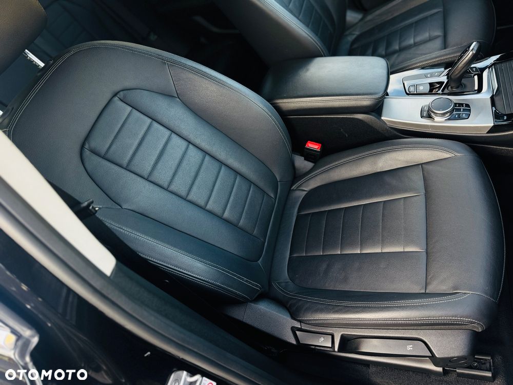 BMW X3 xDrive20d Luxury Line sport - 23