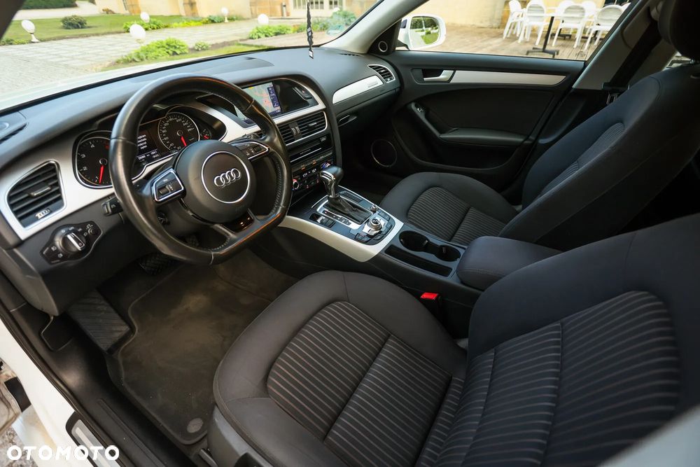 Audi A4 Avant 2.0 TDI DPF clean diesel quattro S tronic S line Sportpaket - 20