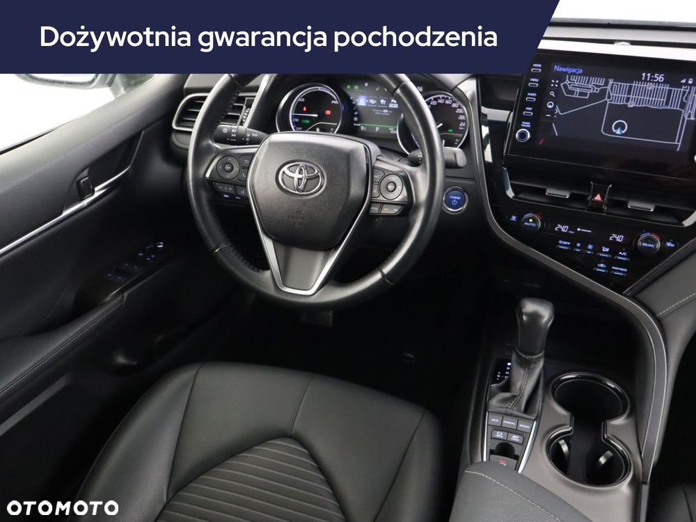 Toyota Camry - 8