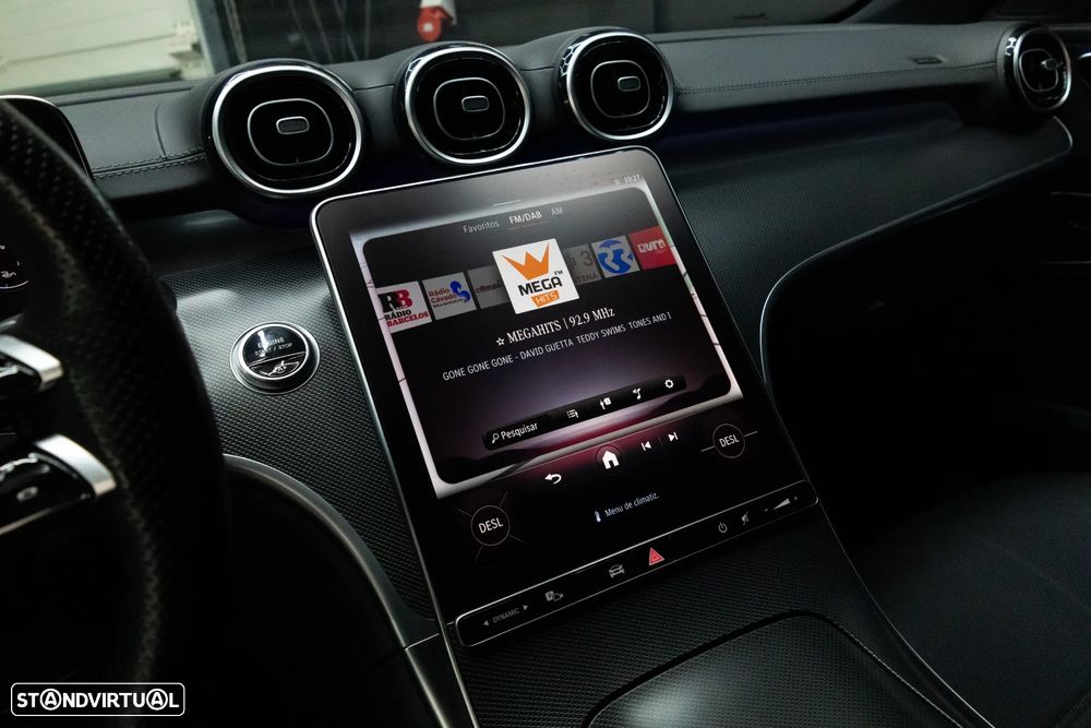 Mercedes-Benz C 300 d AMG Line - 19