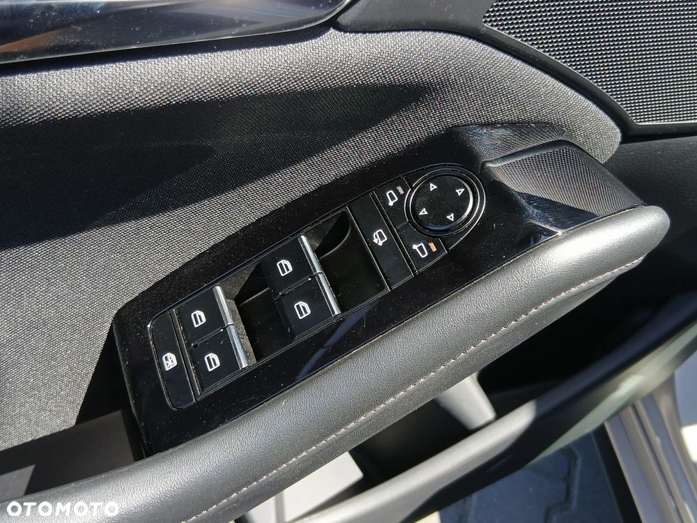 Mazda 3 2.0 mHEV Centre-Line - 19