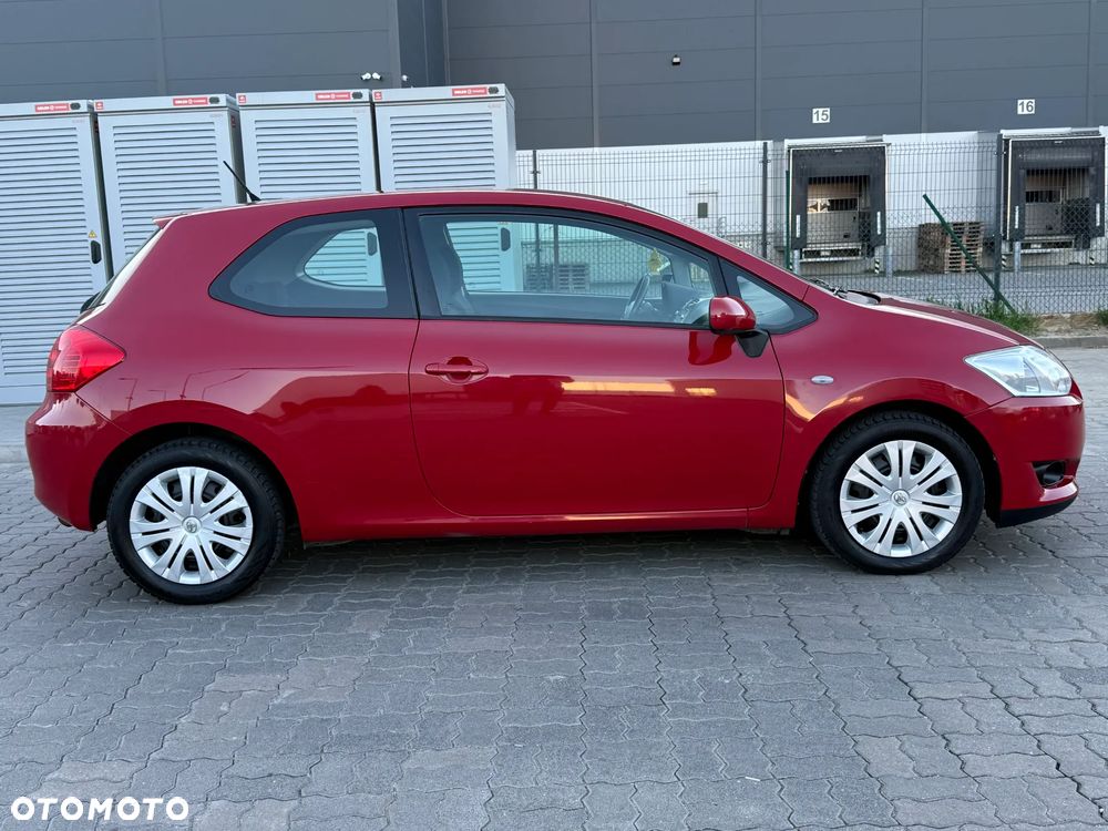 Toyota Auris - 5