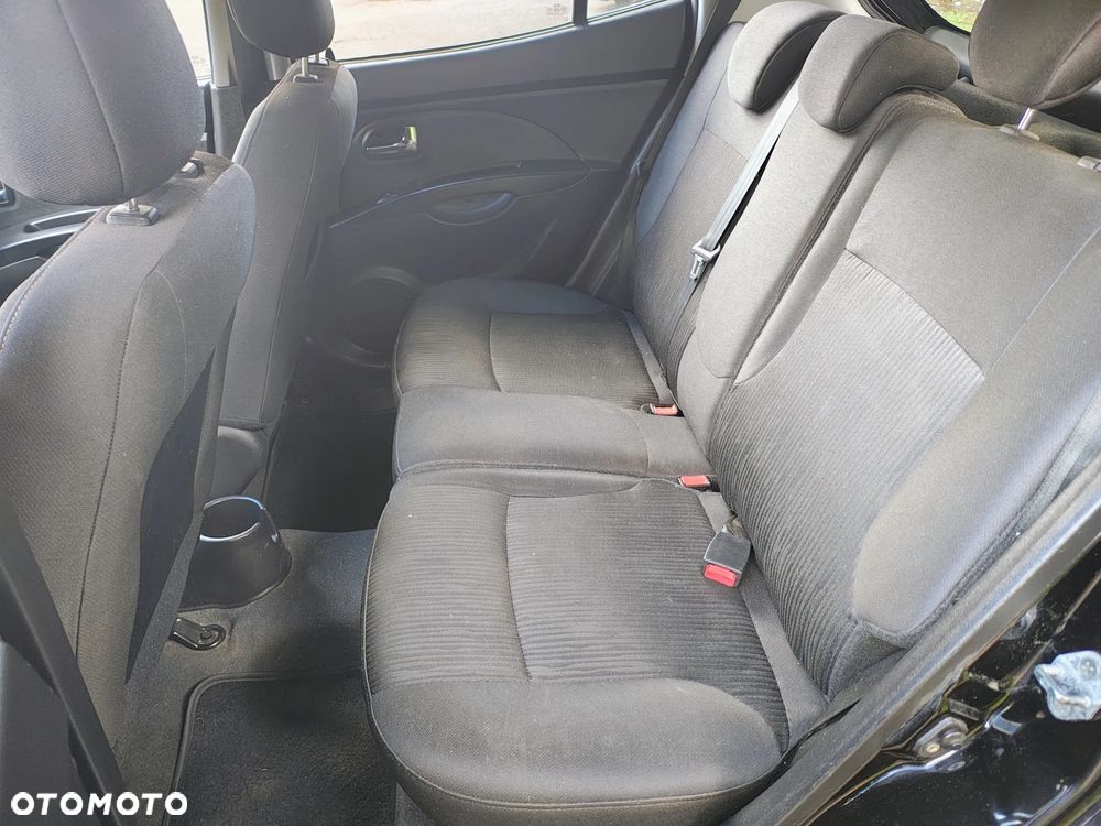 Kia Picanto 1.1 - 17