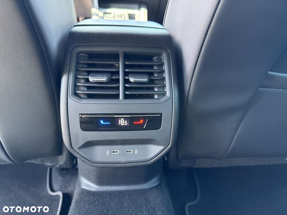 Cupra Leon 1.5 eTSI DSG - 31
