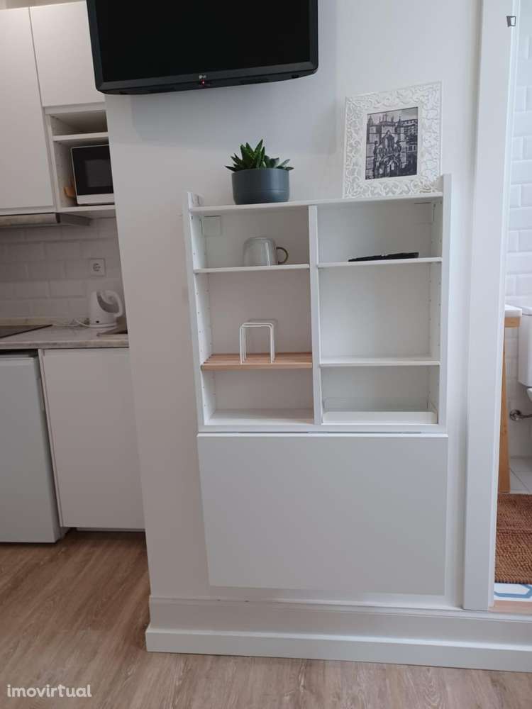 Estúdio - localizado em Baixa Coimbra - Grande imagem: 3/8