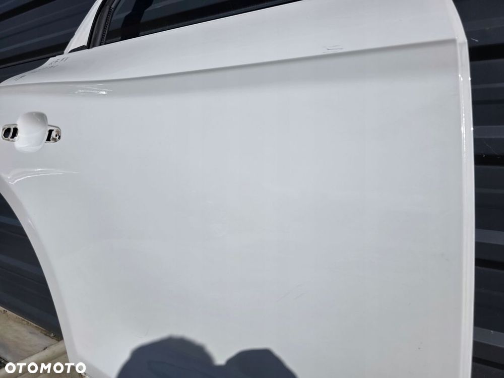 DRZWI PRAWY TYŁ AUDI Q5 FY 80A LY9C - 9