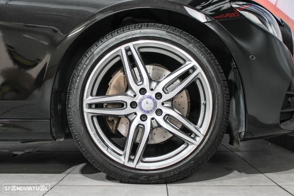 Mercedes-Benz E 220 d AMG - 15