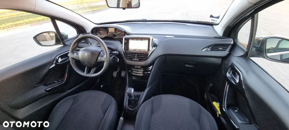 Peugeot 208 Blue-HDi 100 Stop&Start Allure - 12