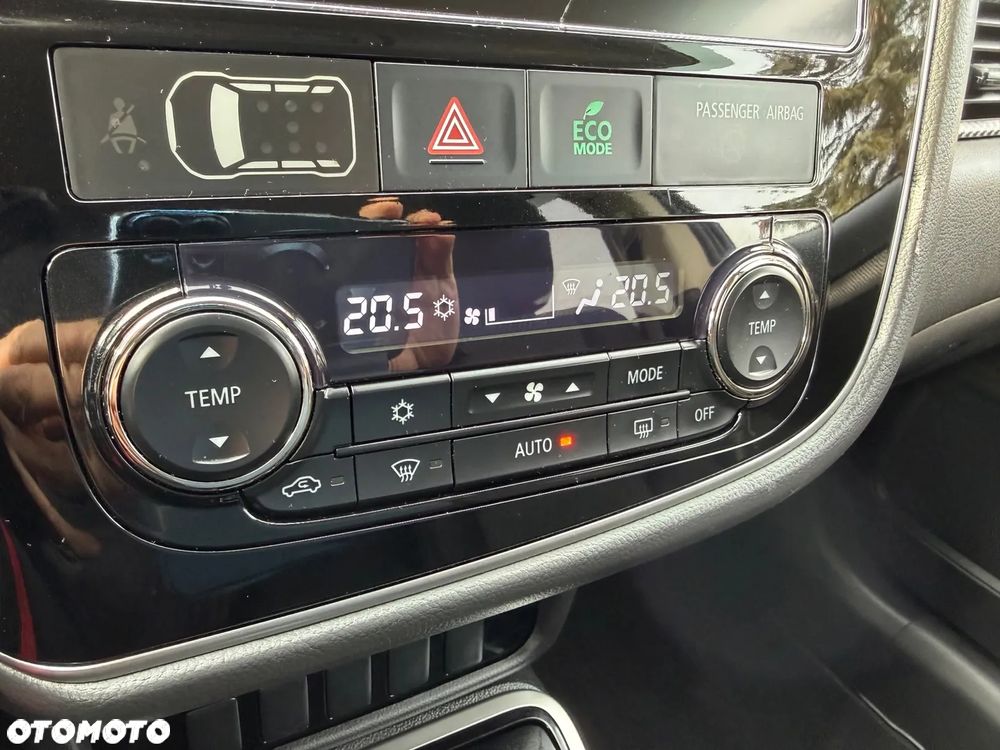 Mitsubishi Outlander 2.0 2WD CVT Active - 23