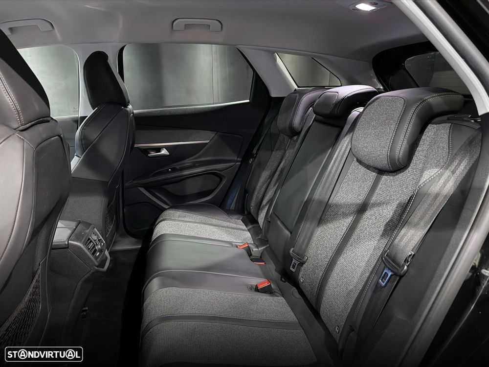 Peugeot 3008 1.2 PureTech Allure EAT8 - 30